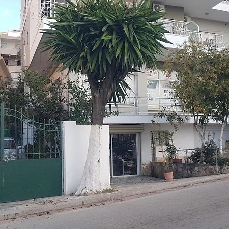 Aralis Rooms Sarandë Buitenkant foto
