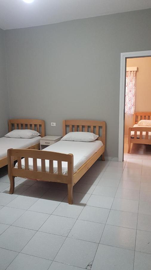 Aralis Rooms Sarandë Buitenkant foto