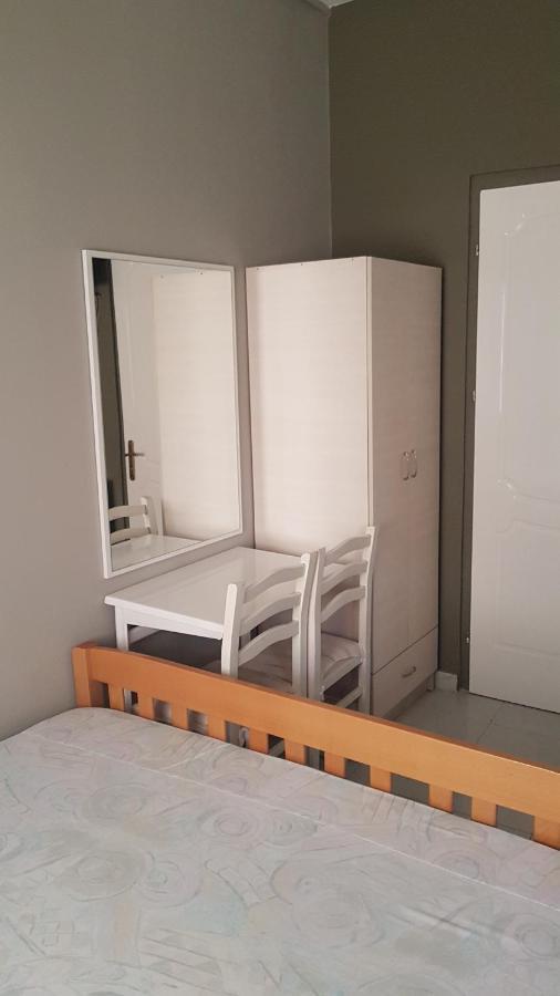 Aralis Rooms Sarandë Buitenkant foto